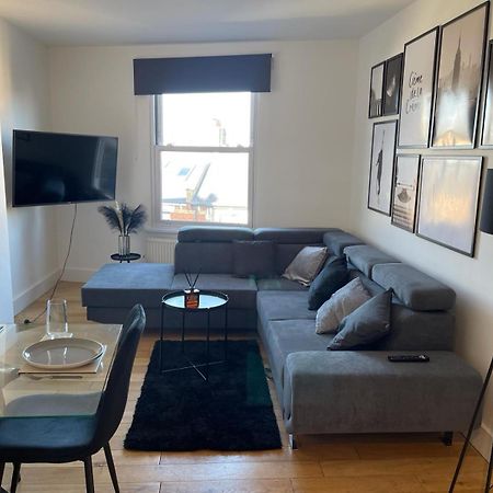 Very Central 2 Bed In Fulham London Eksteriør billede
